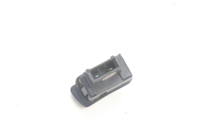 photo de STARTER SWITCH PIAGGIO NEW TYPHOON 50 (2018 - 2021) - Alternative perspective