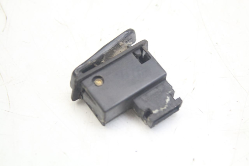 photo de STARTER SWITCH SYM ORBIT 2 4T 50 (2018 - 2022) - Zoom on usage condition