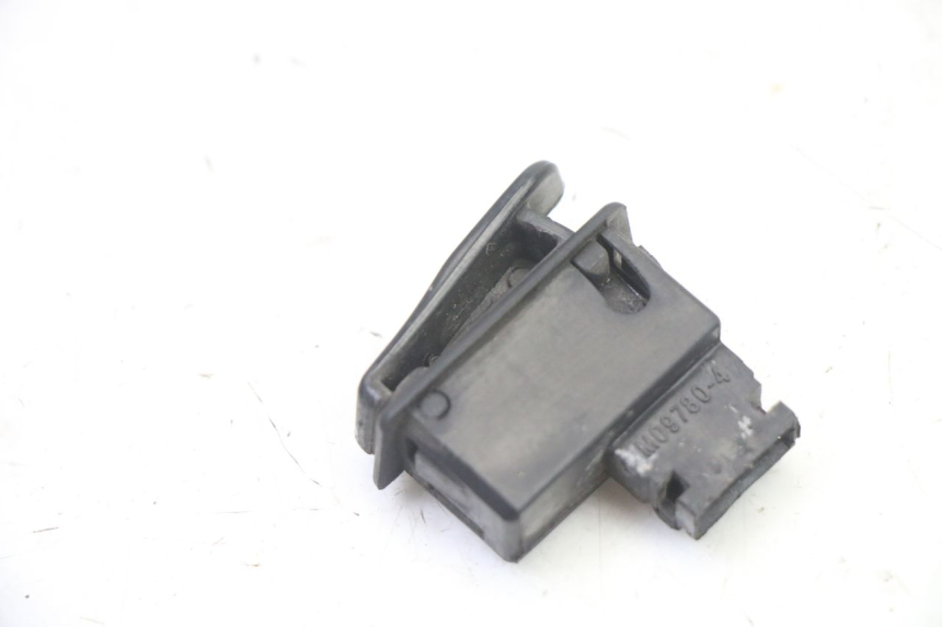 photo de STARTER SWITCH PEUGEOT TWEET 4T 50 (2014 - 2019) - Zoom on usage condition