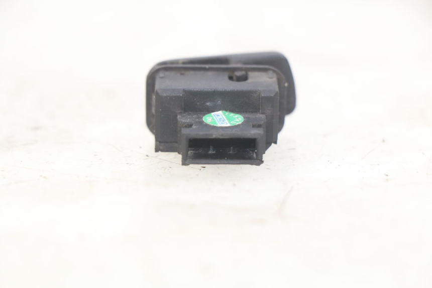 photo de STARTER SWITCH PIAGGIO VESPA LXV 125 (2006 - 2009) - Component detail