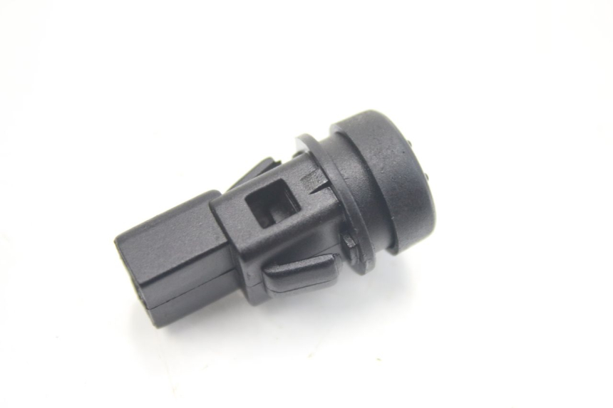 photo de STARTER SWITCH PIAGGIO X9 EVOLUTION 125 (2003 - 2007) - Component detail