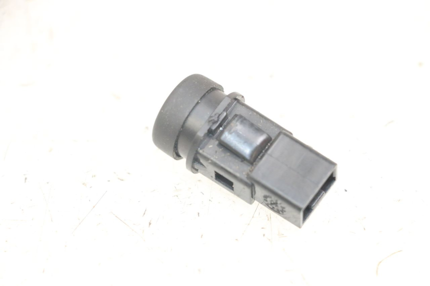 photo de STARTER SWITCH PIAGGIO ZIP 2T 50 (2009 - 2019) - Zoom on usage condition