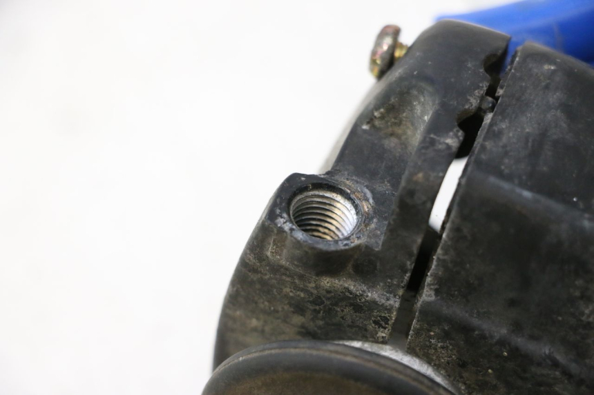 photo de RIGHT SWITCH KYMCO AGILITY 4T 10" 50 (2005 - 2018) - Zoom on usage condition