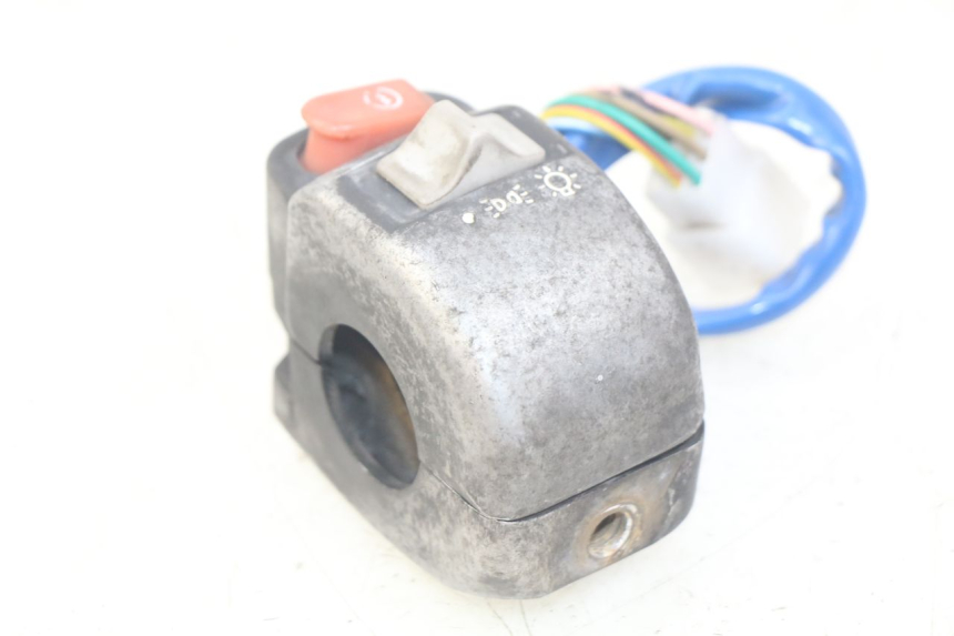 photo de RIGHT HANDLEBAR SWITCH KYMCO AGILITY 4T 50 (2005 - 2018) - Technical close-up