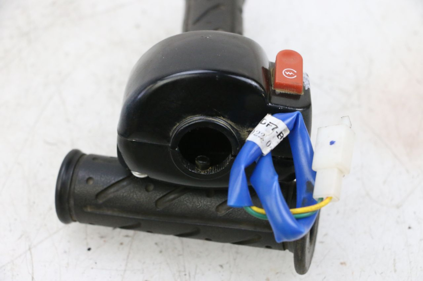 photo de RIGHT HANDLEBAR SWITCH KYMCO AGILITY 4T 50 (2018 - 2022) - Component detail