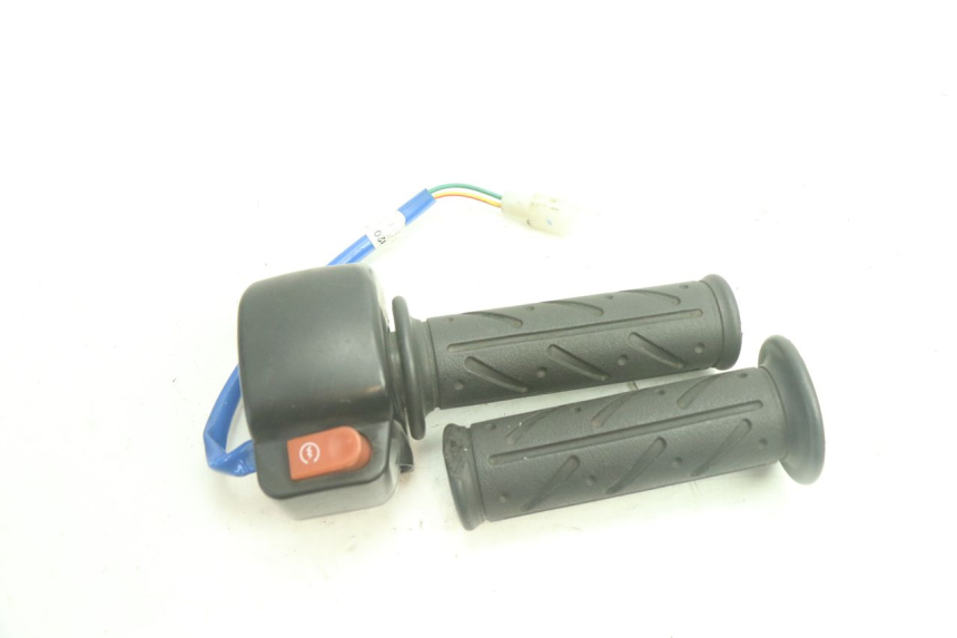 photo de RIGHT HANDLEBAR SWITCH KYMCO AGILITY 4T 50 (2018 - 2022) - Main view