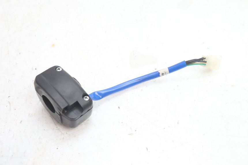photo de RIGHT SWITCH KYMCO AGILITY CITY 16P 125 (2015 - 2024) - Technical close-up