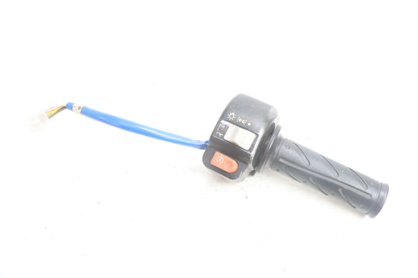 photo de RIGHT SWITCH KYMCO AGILITY FR 2T 50 (2012 - 2017) - Main view