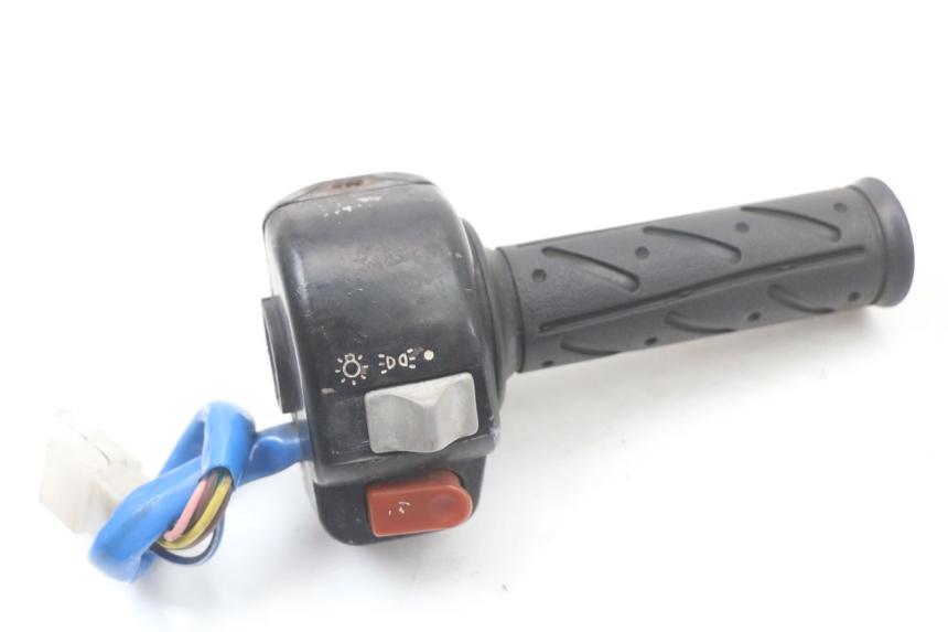 photo de RIGHT SWITCH KYMCO AGILITY PREMIUM 50 (2007 - 2010) - Main view