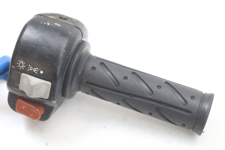 photo de RIGHT SWITCH KYMCO AGILITY PREMIUM 50 (2007 - 2010) - Component detail