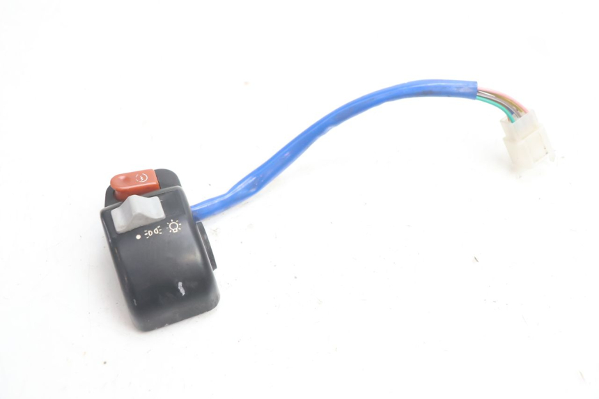 photo de RIGHT SWITCH KYMCO AGILITY PREMIUM 50 (2007 - 2010) - Zoom on usage condition