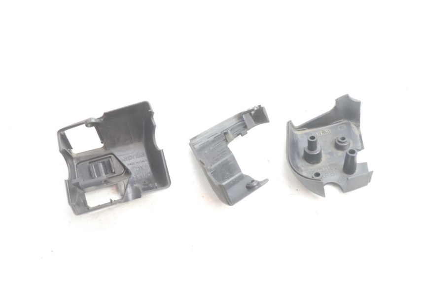 photo de RIGHT SWITCH APRILIA ATLANTIC S 125 (2010 - 2013) - Technical close-up