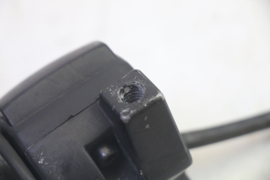 photo de RIGHT HANDLEBAR SWITCH MBK BOOSTER SPIRIT 50 (2004 - 2017) - Product overview