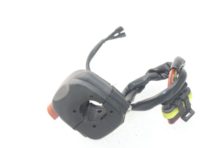 photo de RIGHT SWITCH MV AGUSTA BRUTALE R WALLY 910 (2008 - 2008) - Technical close-up