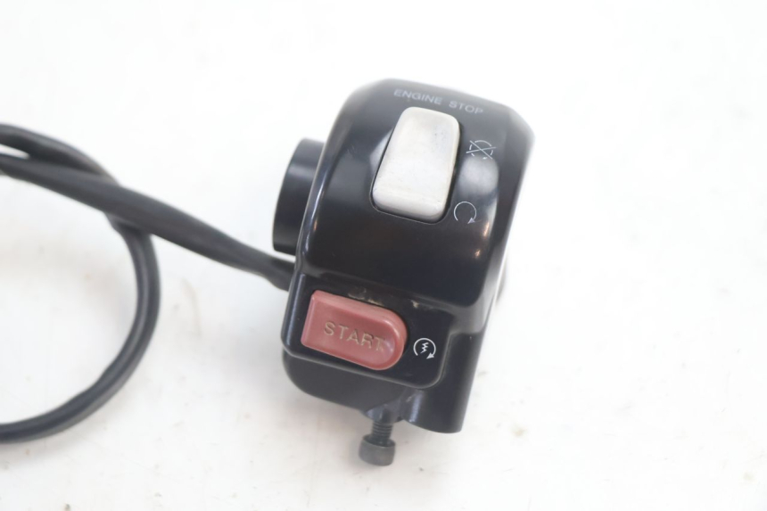photo de RIGHT HANDLEBAR SWITCH YAMAHA BW'S BWS 125 (2010 - 2013) - Component detail