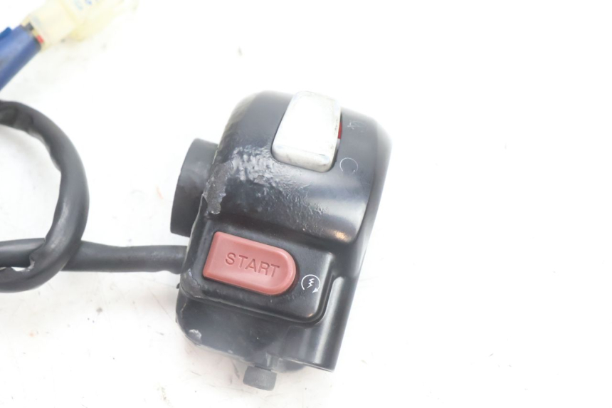 photo de RIGHT HANDLEBAR SWITCH YAMAHA BW'S BWS 125 (2010 - 2013) - Component detail