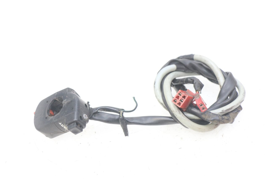 photo de RIGHT HANDLEBAR SWITCH HONDA CBR RR FIREBLADE 900 (1992 - 1994) - Zoom on usage condition