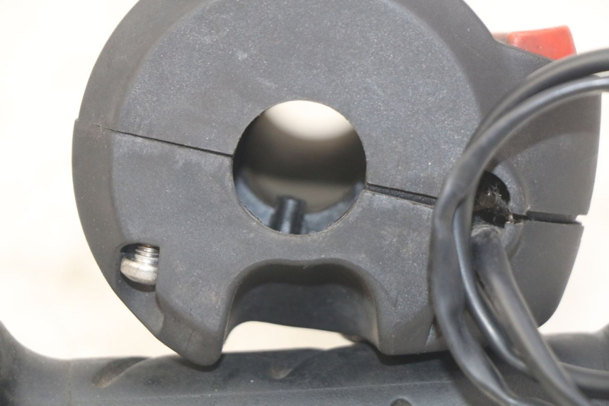 photo de RIGHT HANDLEBAR SWITCH PEUGEOT CITYSTAR 2T 50 (2018 - 2021) - Component detail