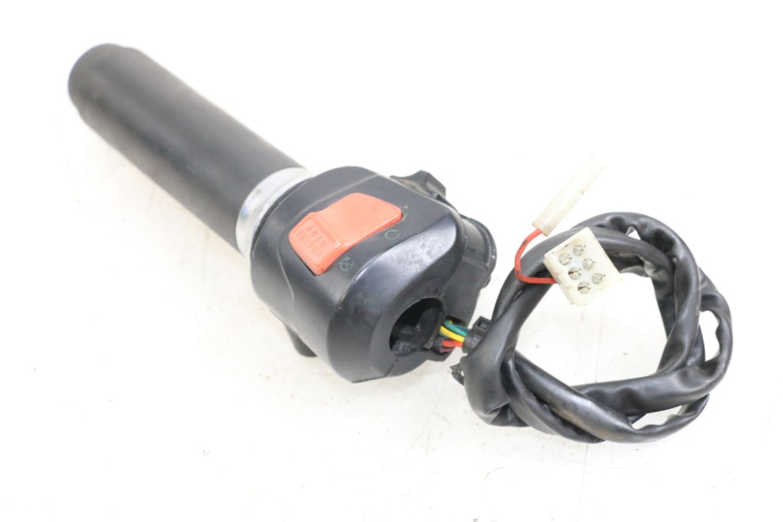 photo de RIGHT SWITCH APRILIA CLASSIC 125 (1995 - 2001) - Fixing points details