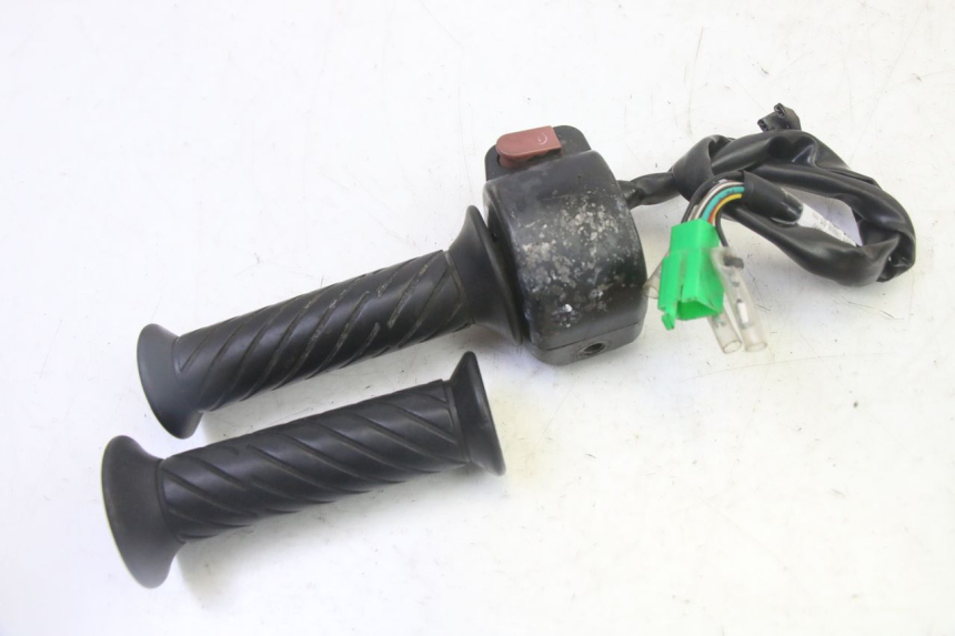 photo de RIGHT HANDLEBAR SWITCH SYM CROX 4T 50 (2016 - 2023) - Product overview