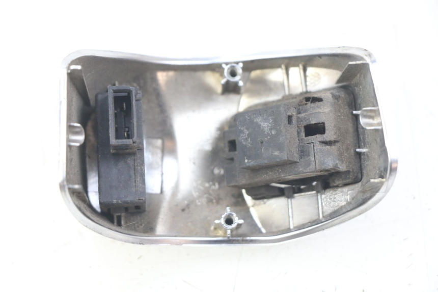 photo de RIGHT HANDLEBAR SWITCH PEUGEOT DJANGO 2T 50 (2014 - 2019) - Alternative perspective