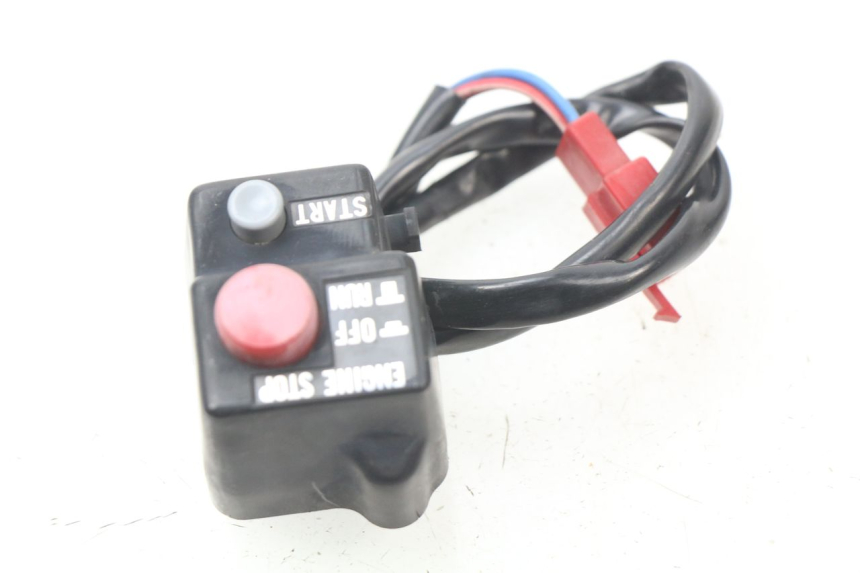 photo de RIGHT SWITCH YAMAHA DTR DT-R 125 (1989 - 2004) - Technical close-up