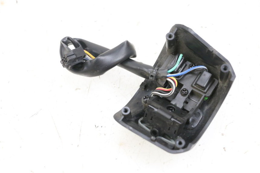 photo de RIGHT SWITCH SEGWAY NINEBOT E125S 1 (2022 - 2026) - Zoom on usage condition