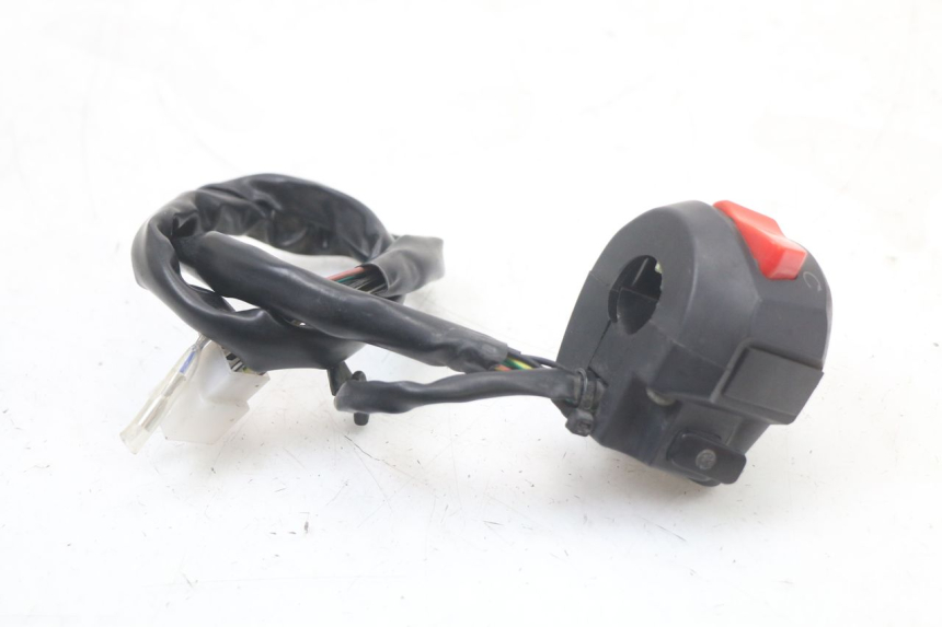 photo de RIGHT SWITCH EBROH BRAVO GLE 1 (2020 - 2024) - Zoom on usage condition