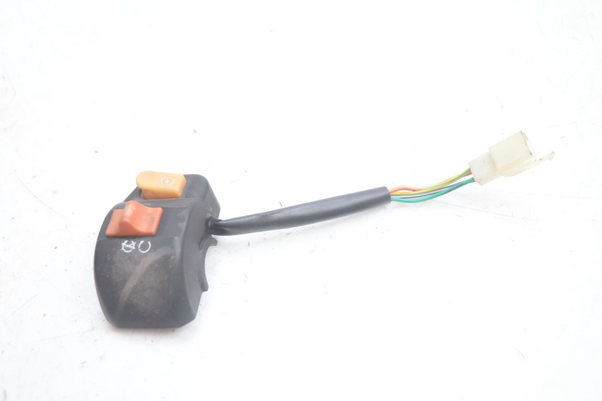 photo de RIGHT HANDLEBAR SWITCH JM MOTORS EVOLIS 4T 50 (2018 - 2022) - Zoom on usage condition