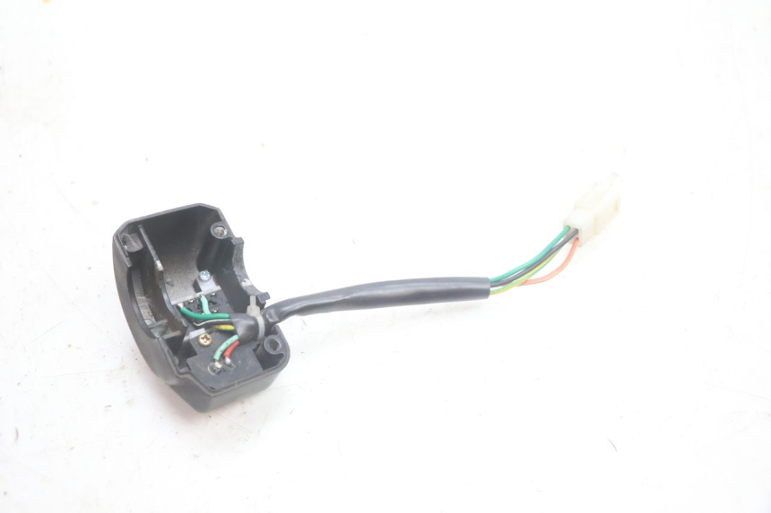 photo de RIGHT HANDLEBAR SWITCH JM MOTORS EVOLIS 4T 50 (2018 - 2022) - Alternative perspective
