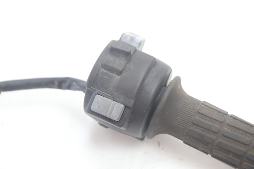 photo de RIGHT SWITCH MBK EVOLIS 80 (1993 - 1999) - Component detail