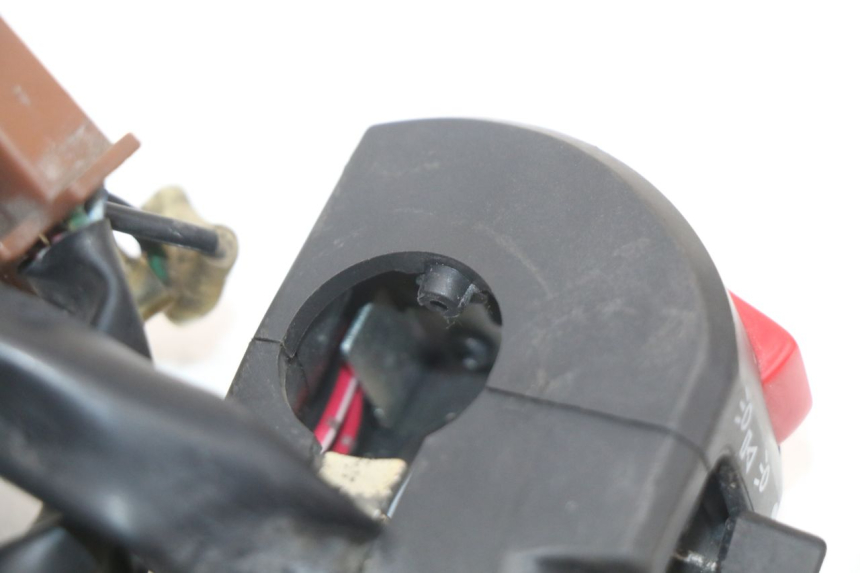 photo de RIGHT HANDLEBAR SWITCH YAMAHA FJR ABS 1300 (2006 - 2012) - Product overview