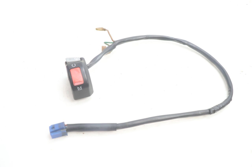 photo de RIGHT SWITCH YAMAHA FJR 1300 (2001 - 2005) - Zoom on usage condition