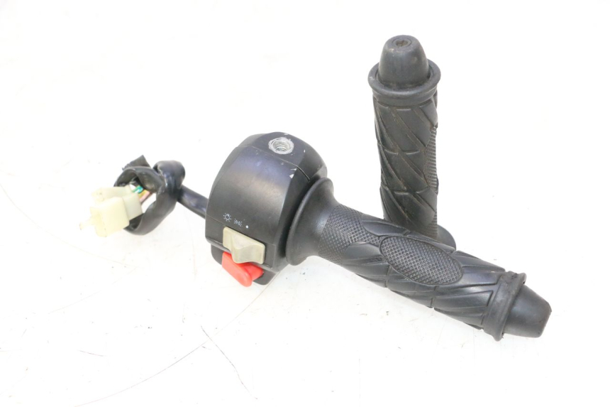 photo de RIGHT SWITCH KEEWAY FOCUS 50 (2006 - 2009) - Main view