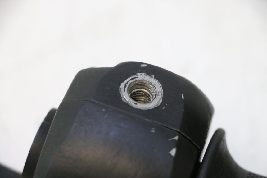 photo de RIGHT SWITCH KEEWAY FOCUS 50 (2006 - 2009) - Surface and material condition