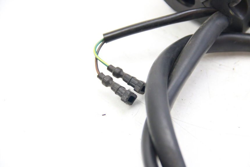 photo de RIGHT HANDLEBAR SWITCH HONDA FORZA 125 (2015 - 2016) - Alternative perspective