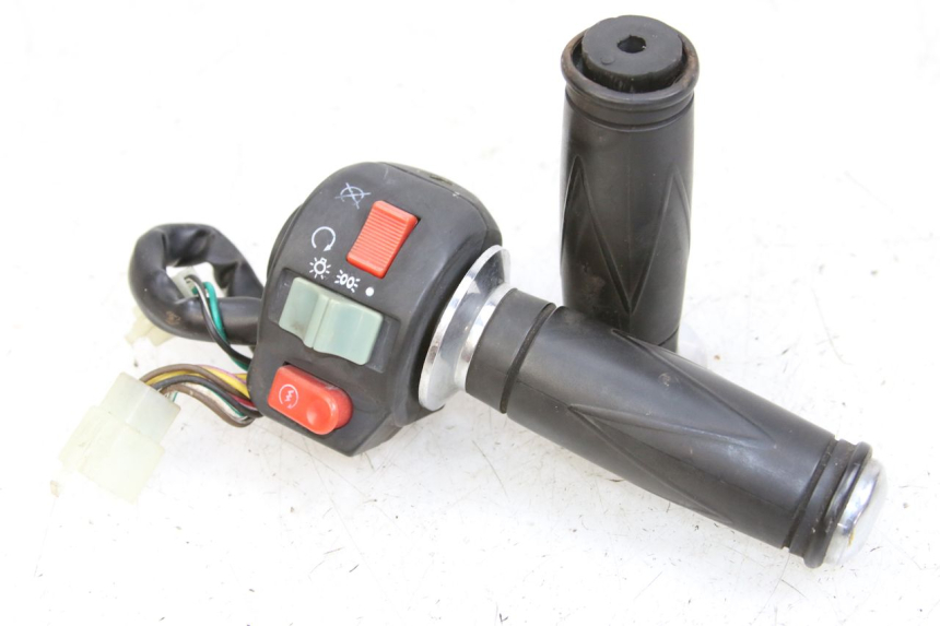 photo de RIGHT SWITCH BAOTIAN FRESH 50 (2004 - 2012) - Main view