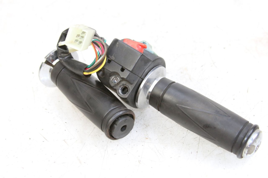 photo de RIGHT SWITCH BAOTIAN FRESH 50 (2004 - 2012) - Alternative perspective