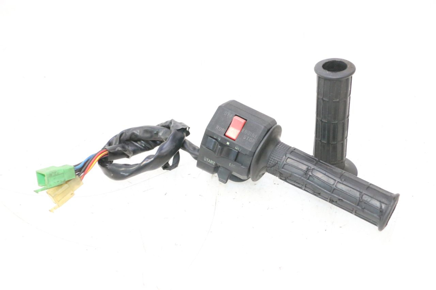 photo de RIGHT SWITCH KAWASAKI GPX F ZX750F 750 (1986 - 1990) - Main view