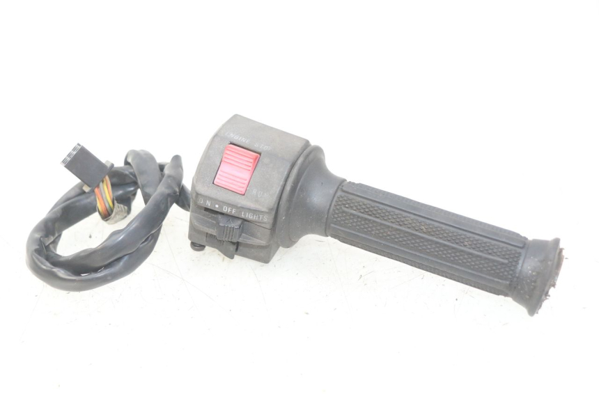 photo de RIGHT HANDLEBAR SWITCH SUZUKI GSX-F GSX  F 1100 (1988 - 1994) - Main view