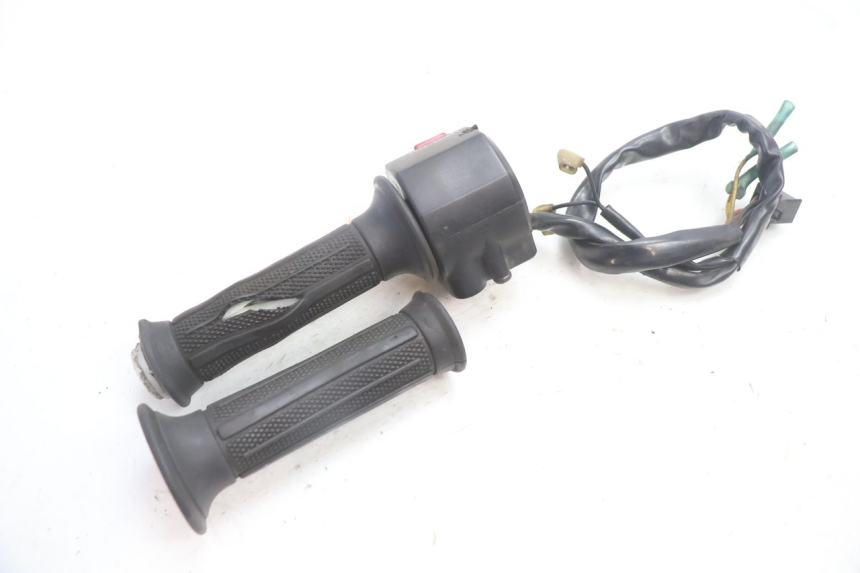 photo de RIGHT SWITCH SUZUKI GSX F GSXF 750 (1988 - 1998) - Product overview