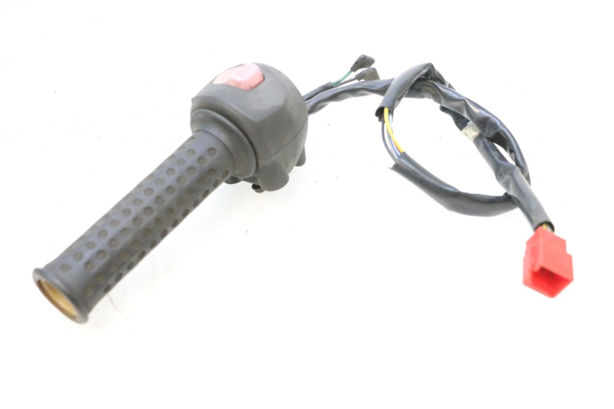 photo de RIGHT SWITCH SYM GTS EVO 125 (2009 - 2013) - Alternative perspective
