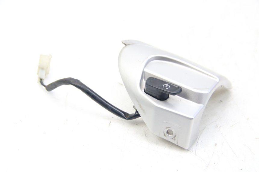 photo de RIGHT SWITCH YAMAHA HW XENTER 125 (2011 - 2017) - Main view