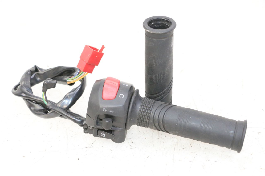 photo de RIGHT SWITCH SYM JOYMAX 125 (2010 - 2017) - Main view