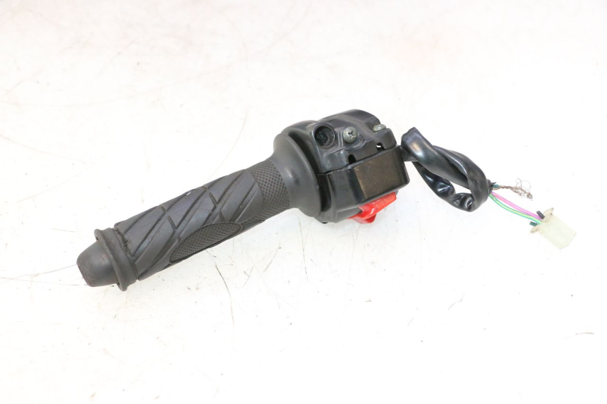 photo de RIGHT SWITCH RIDE JUMP 2T 50 (2012 - 2017) - Alternative perspective