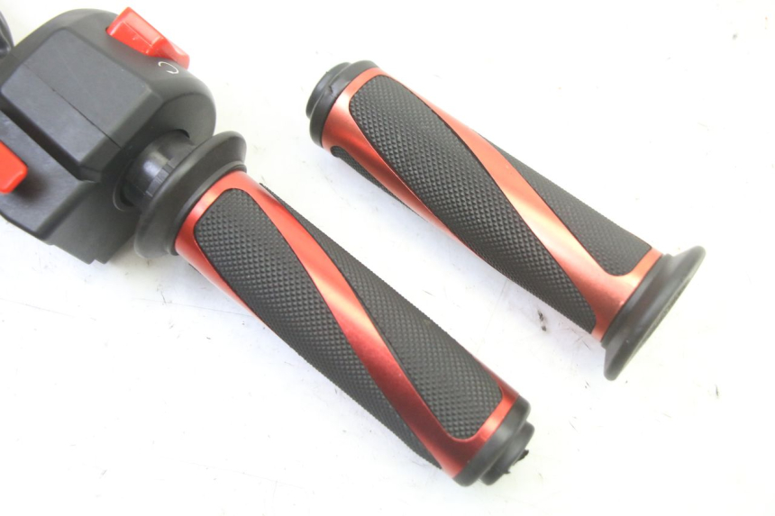 photo de RIGHT SWITCH KIDEN KD125-G 125 (2018 - 2022) - Alternative perspective