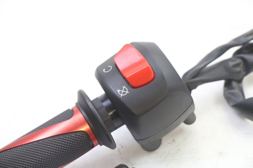 photo de RIGHT SWITCH KIDEN KD125-G 125 (2018 - 2022) - Technical close-up