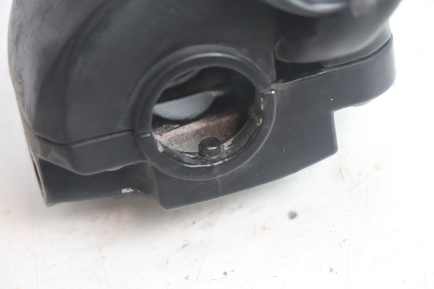 photo de RIGHT HANDLEBAR SWITCH PEUGEOT KISBEE 2T 50 (2010 - 2017) - Technical close-up