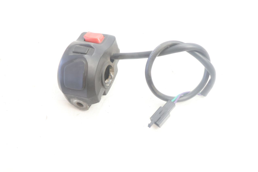 photo de RIGHT HANDLEBAR SWITCH PEUGEOT KISBEE 4T 50 (2018 - 2022) - Alternative perspective