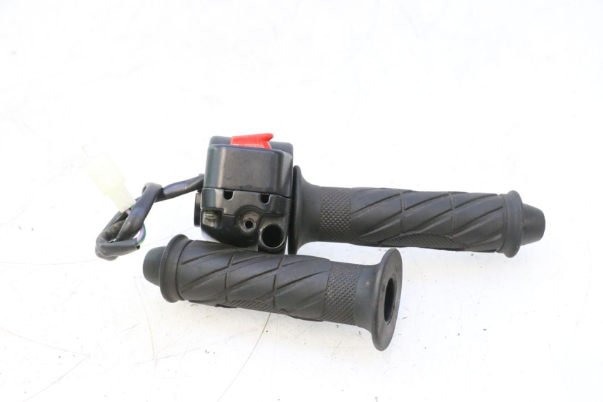 photo de RIGHT SWITCH LONGJIA LJ50QT 8M 2T 50 (2010 - 2017) - Technical close-up